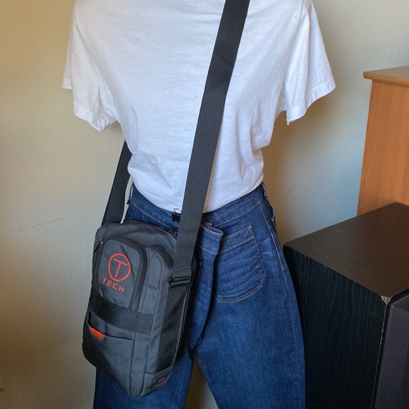 Tumi T-Tech Crossbody Bag - Picture 9 of 9